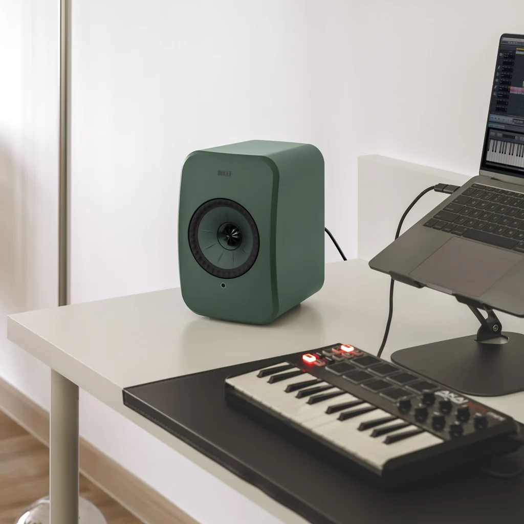 KEF LSX II LT