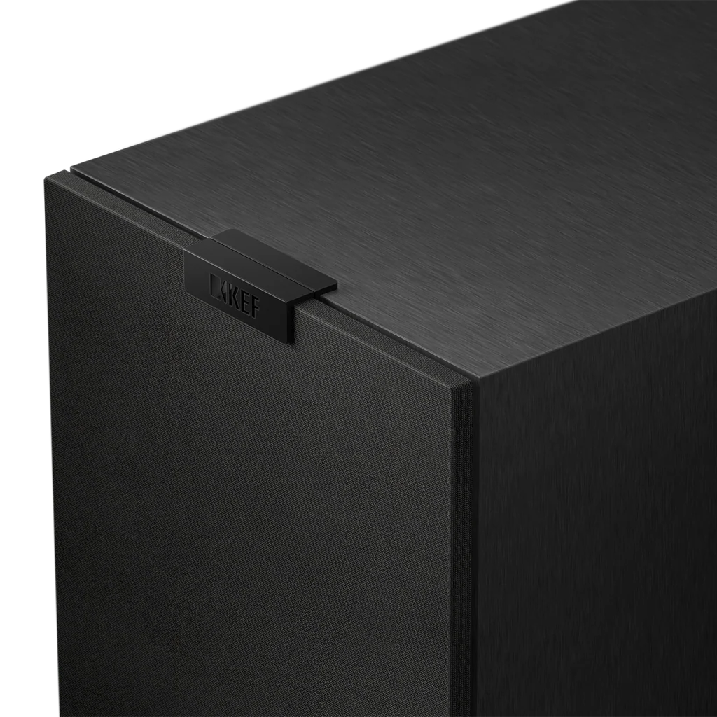 KEF Q11 Meta